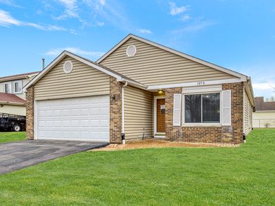1975 Eastman Ln