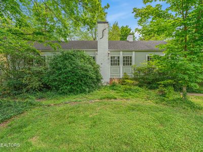 726 Scenic Dr