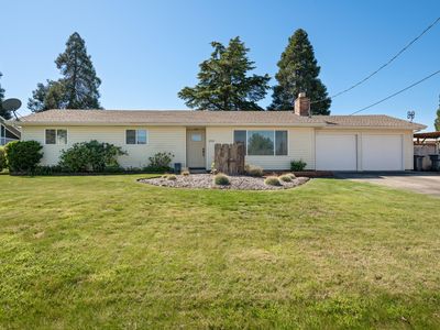2372 E McAndrews Rd