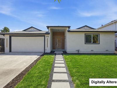 1556 Santa Monica Ave