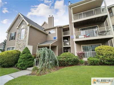Property at 39 Lear Ct, East Brunswick, NJ