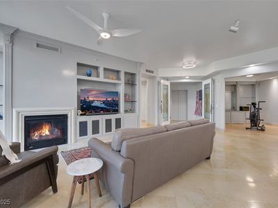 9103 Alta Dr UNIT 404