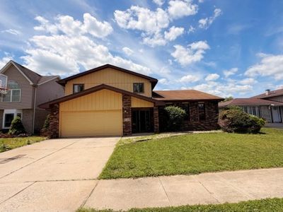 18348 Carriage Ln