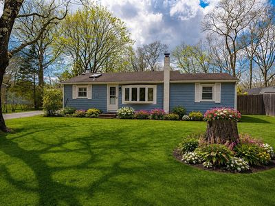 6 Longview Dr