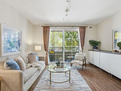 1388 Broadway Unit 103