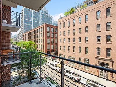 47 Bridge St APT 3A