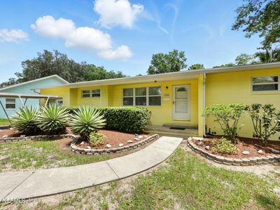 1206 NIGHTINGALE Court