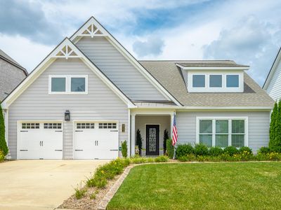 1711 Buttonwood Loop