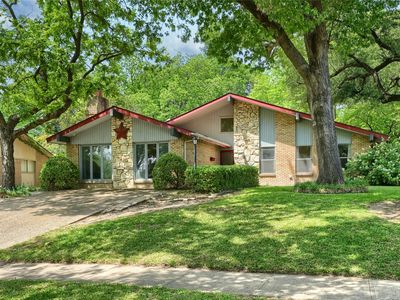 10615 Swallow Ln