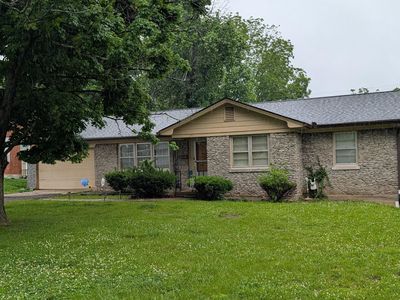 215 Forrest Dr