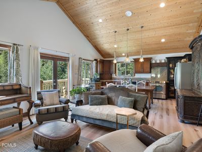 1418 Alexander Canyon Rd