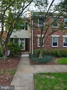 536 Azalea Dr #43