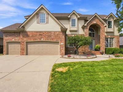 1713 E Tiara Pines St