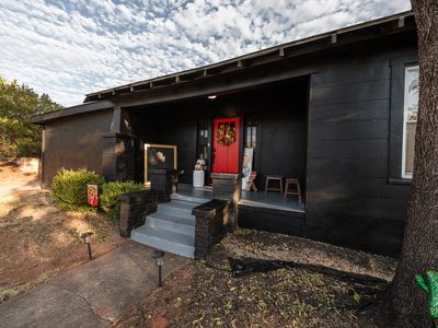 604 Josephine St