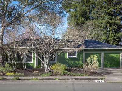 2149 Humboldt Street