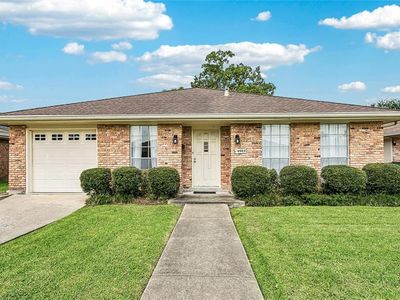 4912 Alexander Dr