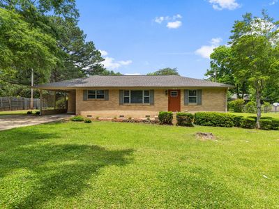 400 W Fair St