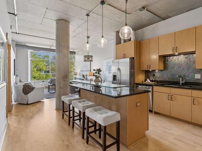 150 2nd St NE Unit B305