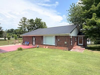 129 Crab Orchard Ave