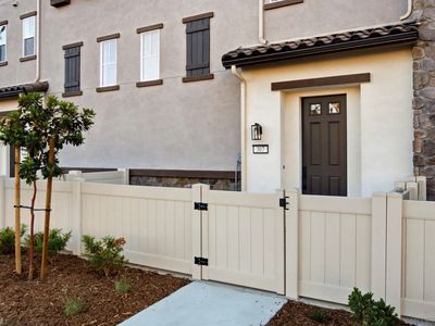 244 Pico Ave #5
