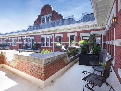 400 E Washington St UNIT 15