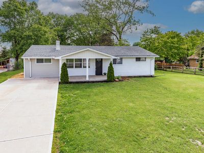 5 Sycamore Dr
