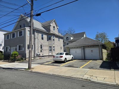 73 Francis St