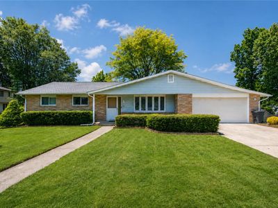 Property at 4245 Windsor Pl, Center Valley, PA