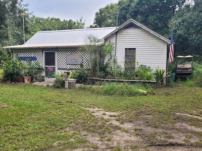 87 S Graham Rd