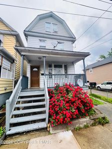 30 Ralph St