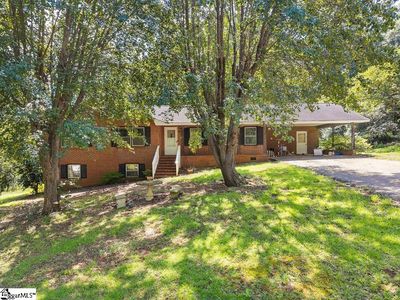 740 Kenmore Dr