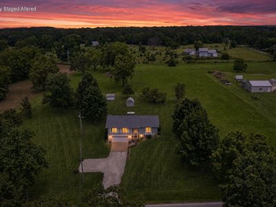 8471 E Farm Road 194