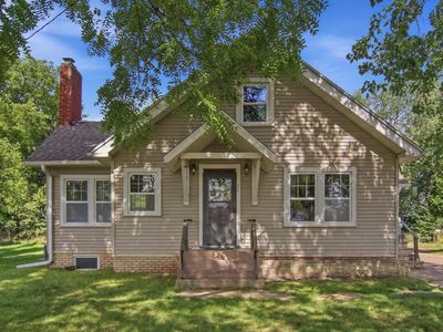 515 12th Ave W