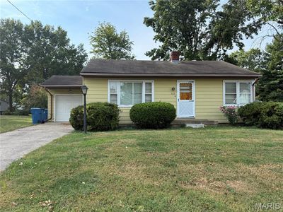 Property at 323 Mill St, Bethalto, IL