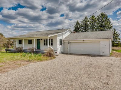 3122 Campbell Rd