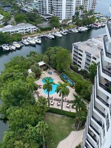 3400 NE 192nd St APT 1910