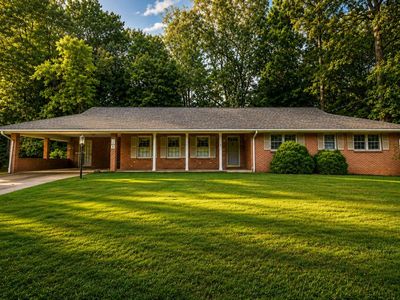 219 Mowbray Arch