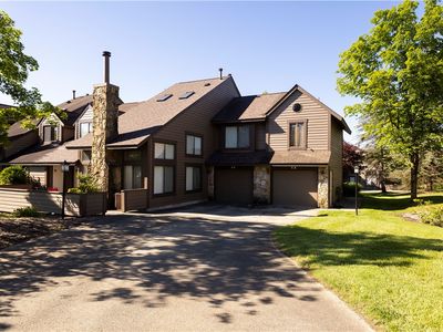 E Two Sunridge Dr