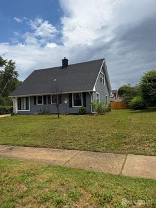 5 Barker Ln