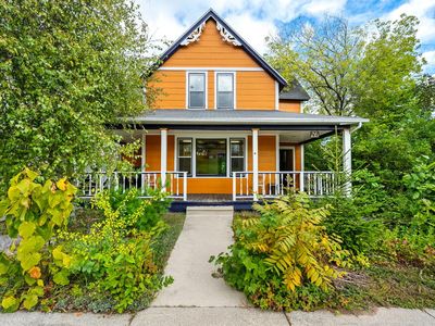 Property at 26 W Pine St, Sturgeon Bay, WI
