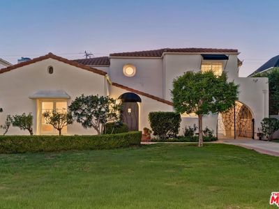 219 S McCarty Dr