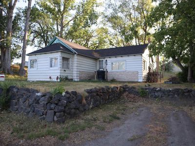 100 N Lincoln St