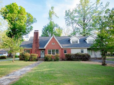Property at 202 Creek Dr, Batesville, MS