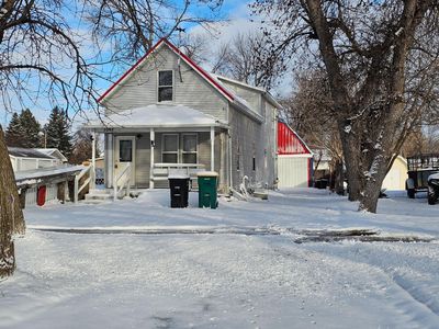Property at 1061 1st St N, Casselton, ND