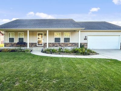 802 Vanessa Way