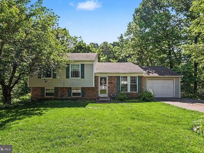 5592 Mercury Ct