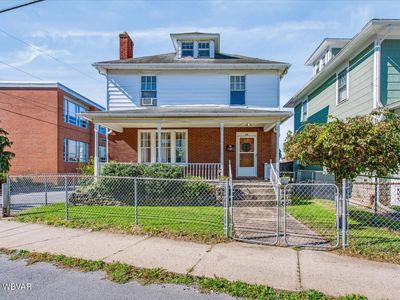 919 Penn St