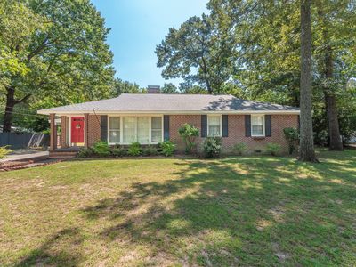 210 Dunbarton Cir SE