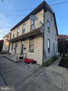 36 N Railroad St