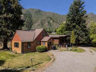 1205 Riverside Dr